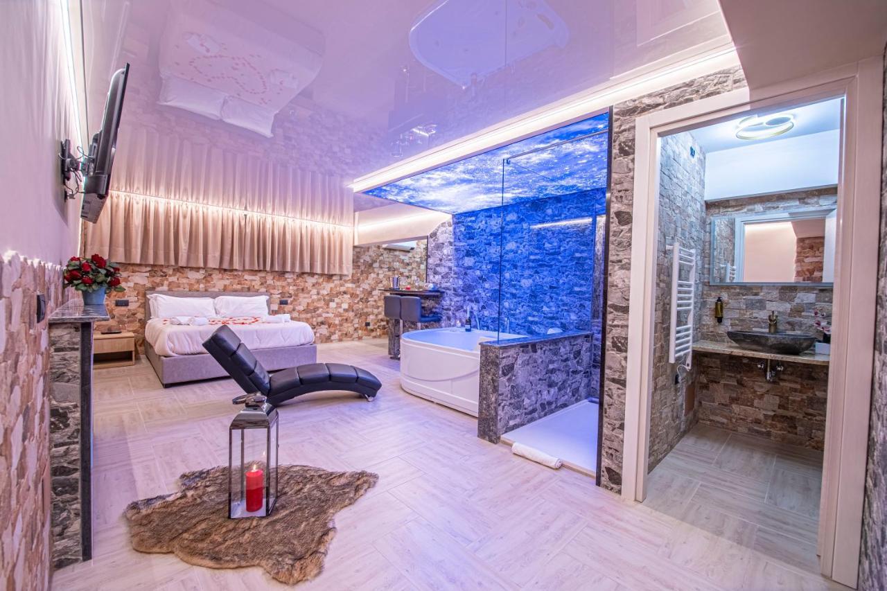 Virtus Prestige - Rooms & Apartments โรม ภายนอก รูปภาพ