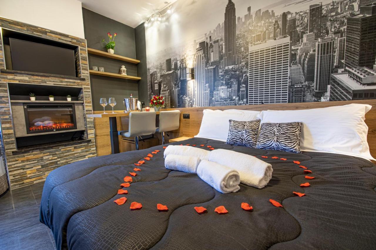Virtus Prestige - Rooms & Apartments โรม ภายนอก รูปภาพ